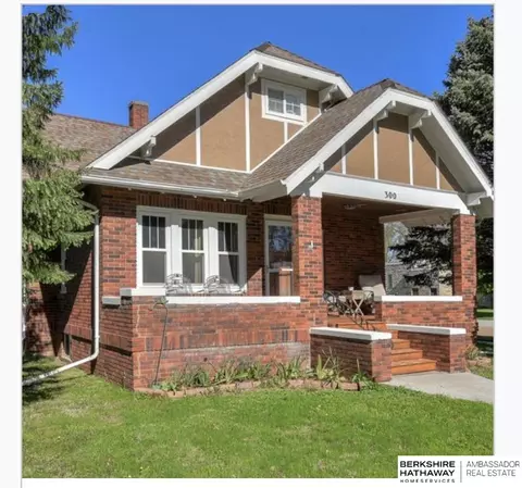 300 Kansas St, Murdock, NE 68407