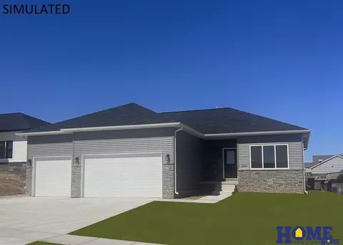 808 Middleton Ave, Lincoln, NE 68521