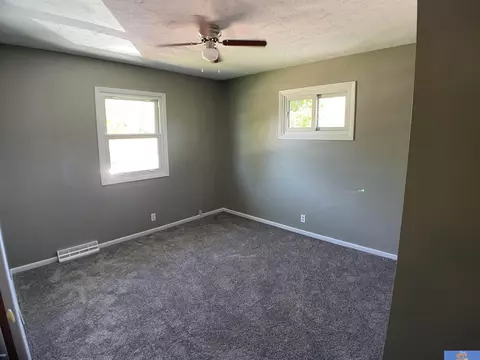 Bedroom - 935 N 20th St, Beatrice, NE 68310 photo 2 of 4