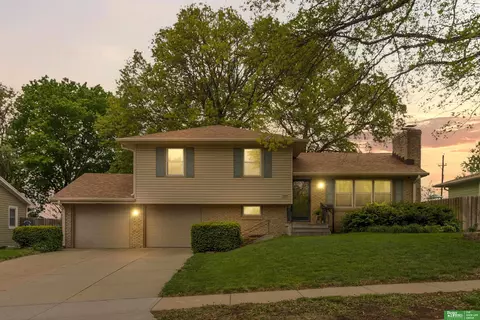 12530 Anne St, Omaha, NE 68137