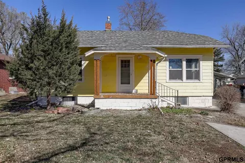 1356 S 32nd St, Lincoln, NE 68510