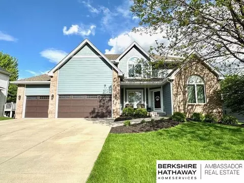 5513 N 163 St, Omaha, NE 68116