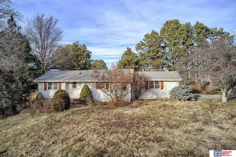 7700 Portsche Ln, Lincoln, NE 68516