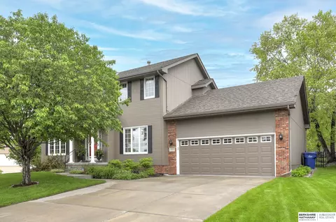 17032 Decatur St, Omaha, NE 68118