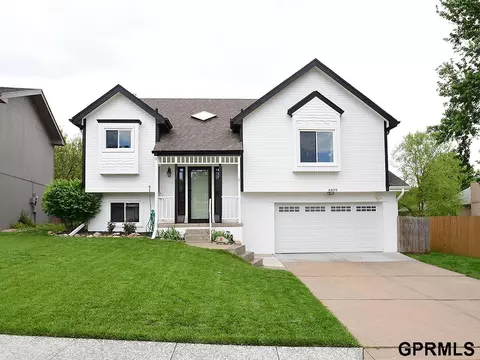 4809 N 126 Ave, Omaha, NE 68164