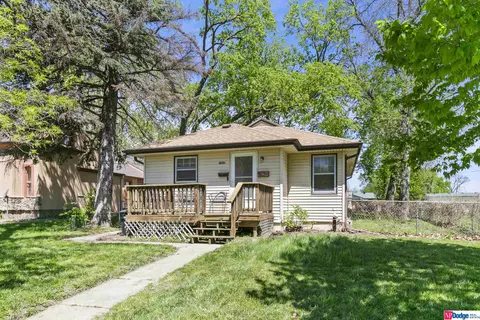 1952 Nebraska St, Blair, NE 68008