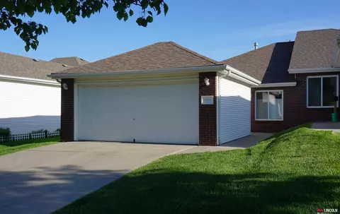 2405 Dodge St, Lincoln, NE 68521