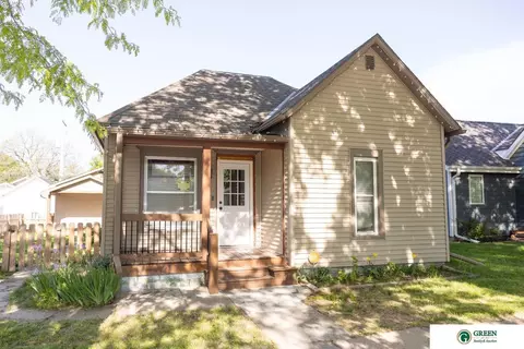219 N Blackburn Ave, York, NE 68467