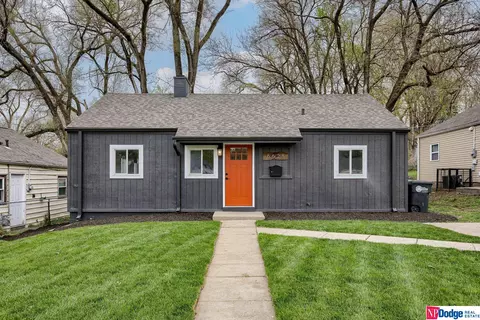 6628 Hamilton St, Omaha, NE 68132