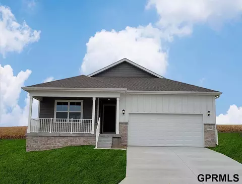 20467 Swallowtail St, Gretna, NE 68028