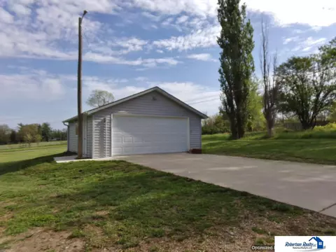 1914 S 11 Th St, Beatrice, NE 68310 photo 4