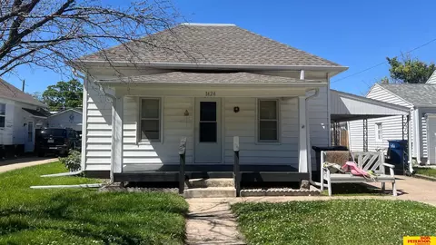 1424 E 6th St, Fremont, NE 68025