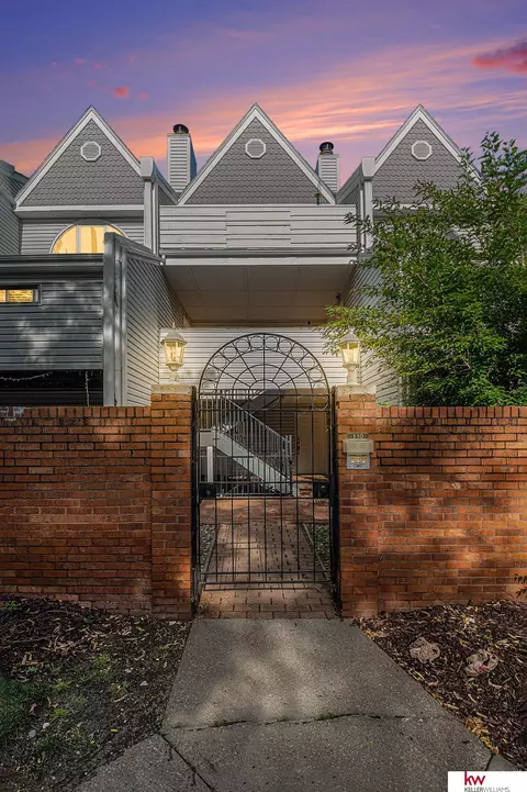 110 S 37 St #110-5, Omaha, NE 68131