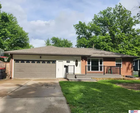 1200 N 18th St, Beatrice, NE 68310