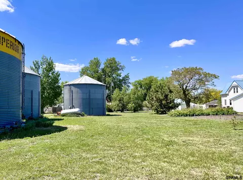 225 Piggott St, Bruning, NE 68322 photo 42