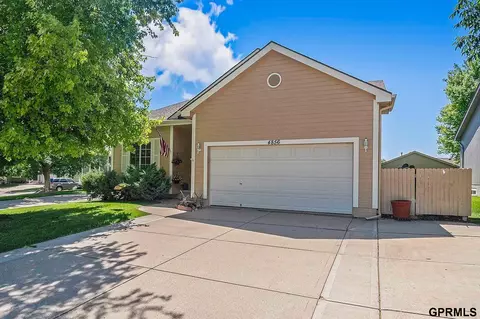 4856 S 189th Cir, Omaha, NE 68135