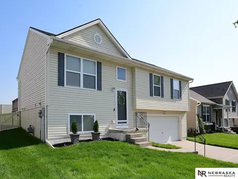 14608 Mormon St, Bennington, NE 68007