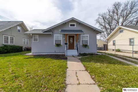 857 S 34th St, Lincoln, NE 68510