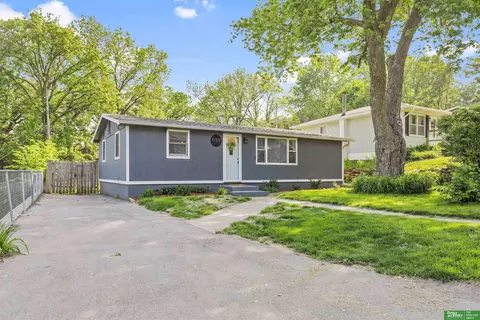 613 6th Ave, Plattsmouth, NE 68048