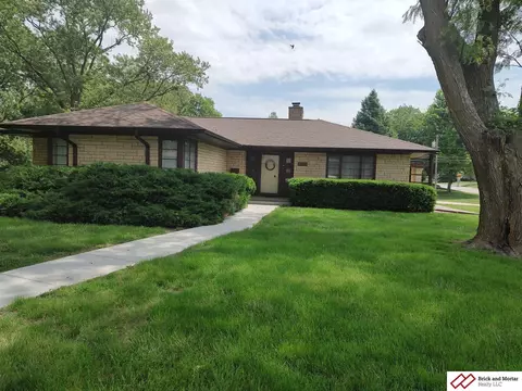 1608 S 3rd St, Beatrice, NE 68310