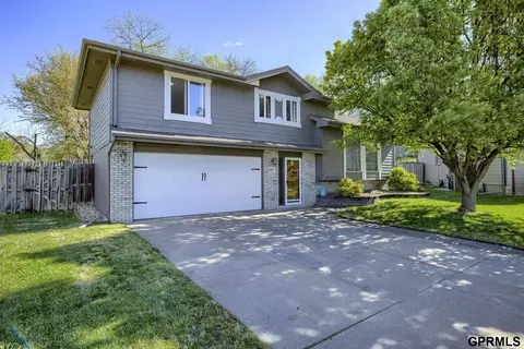13203 S 35th Avenue Cir, Bellevue, NE 68123