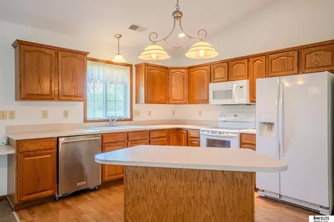 730 Angie Ln, Lyons, NE 68038 photo 4