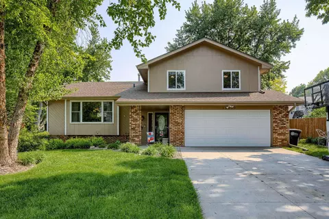 15623 Holmes Cir, Omaha, NE 68135