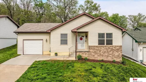 720 N 5th St, Missouri Valley, IA 51555