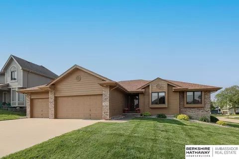 10256 Nebraska Ave, Omaha, NE 68134