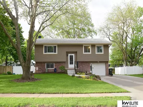 305 Victor Ave, Yutan, NE 68073