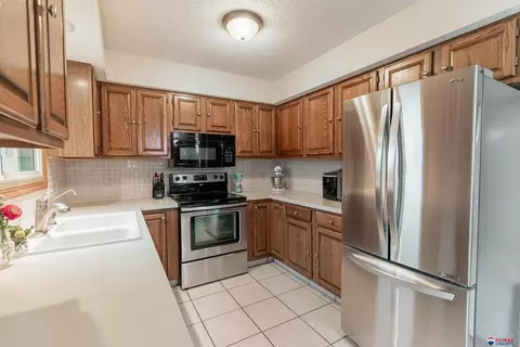 1 The Pnes, Beatrice, NE 68310 photo 20