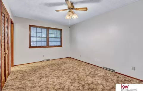 1003 Thomas Dr, Bellevue, NE 68005 photo 17