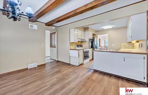 1003 Thomas Dr, Bellevue, NE 68005 photo 12