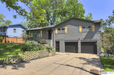 11038 Spring St, Omaha, NE 68144