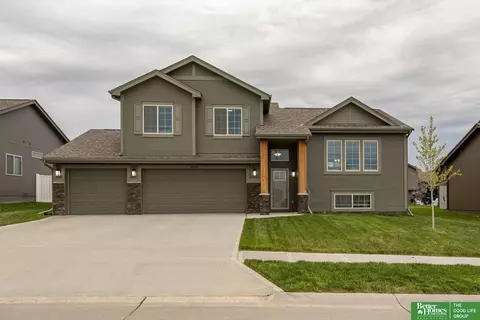 21080 Drexel St, Omaha, NE 68022