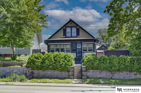 4125 S 13th St, Omaha, NE 68107