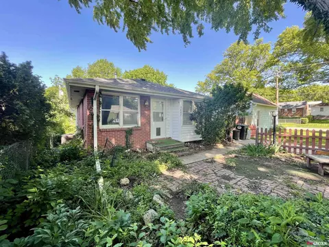 3607 S 15 St, Lincoln, NE 68502
