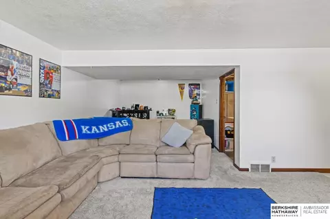 13013 Patrick Cir, Omaha, NE 68164 photo 19