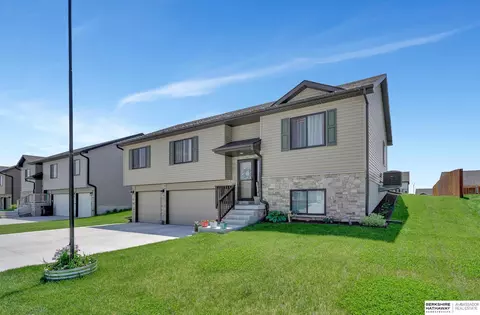 1215 Olivia Dr, Eagle, NE 68347 photo 4