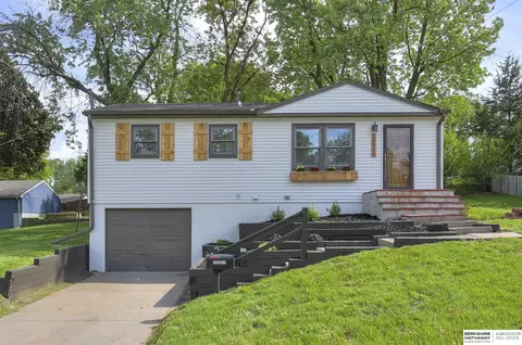 12311 B St, Omaha, NE 68144