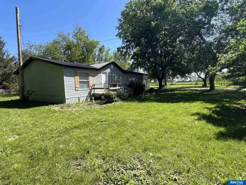 710 Elm St, Gresham, NE 68367 photo 6