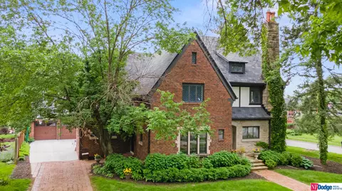 703 N 57th St, Omaha, NE 68132