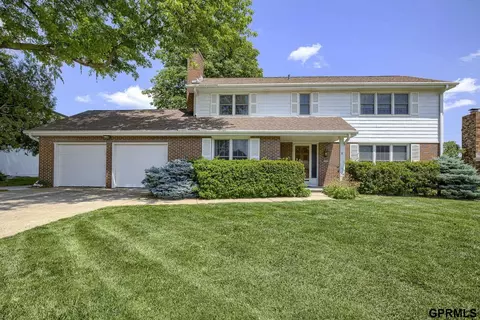 413 S 212th St, Elkhorn, NE 68022