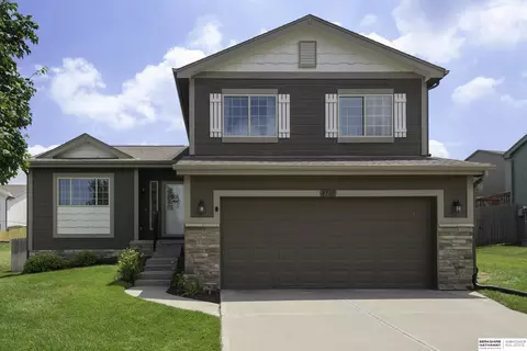 4707 N 175th Ave, Omaha, NE 68116