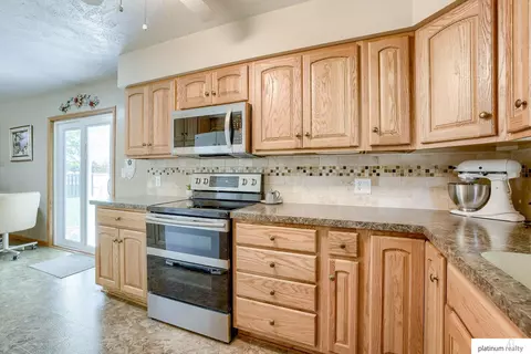 119 E Barbara St, Brainard, NE 68626 photo 9