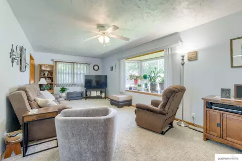 119 E Barbara St, Brainard, NE 68626 photo 5