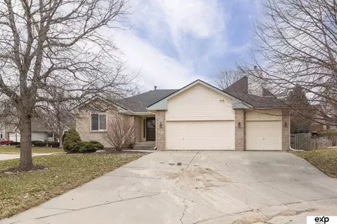 1231 N 163 Cir, Omaha, NE 68118