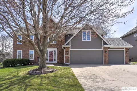 14011 Parker St, Omaha, NE 68154