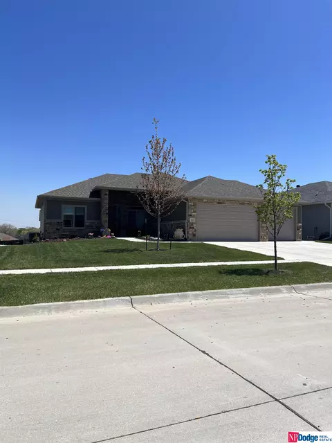 322 S 88th St, Lincoln, NE 68520
