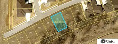 947 Lacebark Ln, Lincoln, NE 68521